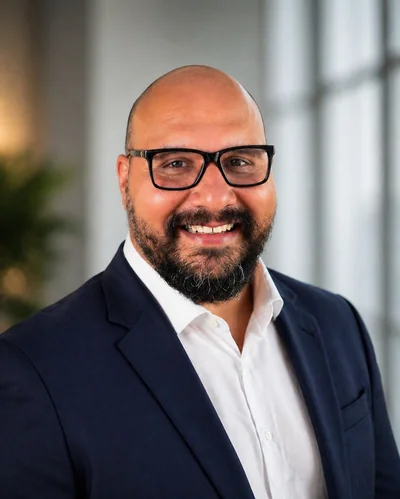 Alexander Reifenschneider, seriöser deutschsprachiger Immobilienmakler in Pattaya, im Porträt